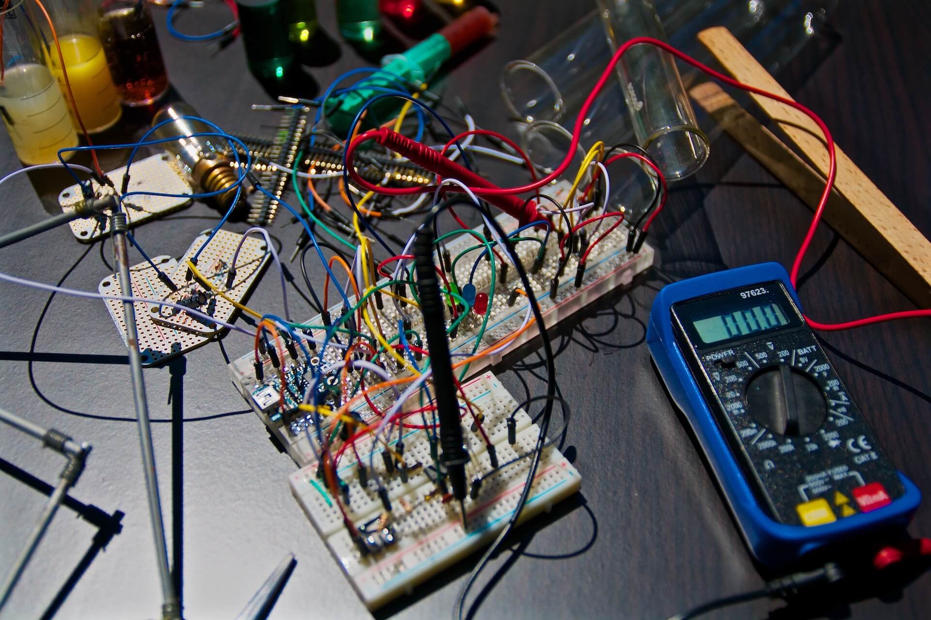 Rangkaian Elektronika untuk Anak Teknik Elektro