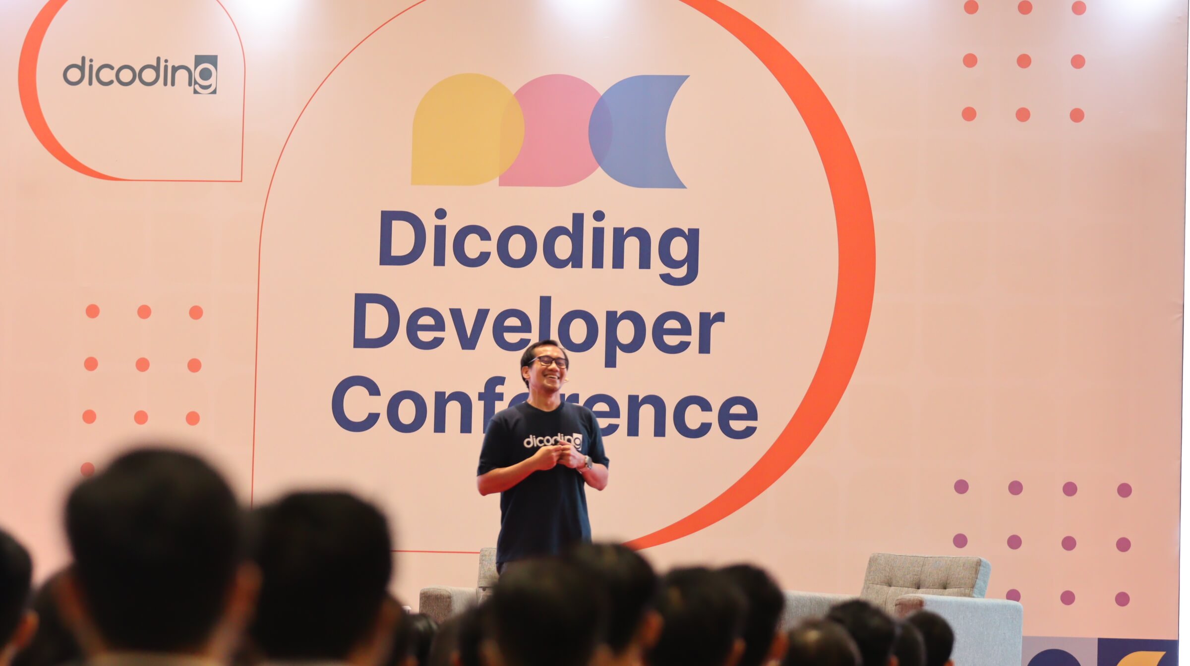 CEO Dicoding di acara Dicoding Developer Conference